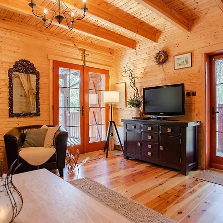 Na Kaszubskiej Z Balia I Kominkiem Hébergement de vacances *